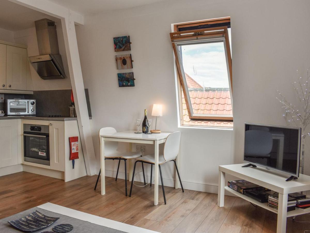 Coast Apartment Whitby Eksteriør billede