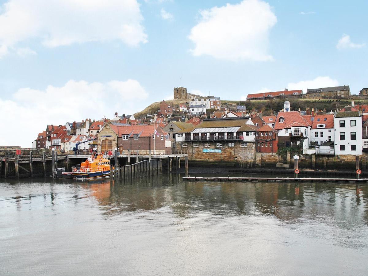 Coast Apartment Whitby Eksteriør billede